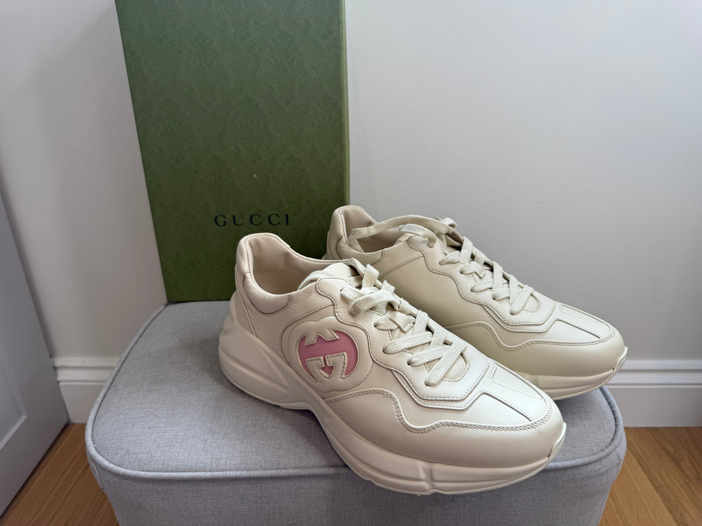 New Gucci Rhyton leather sneakers trainers in white