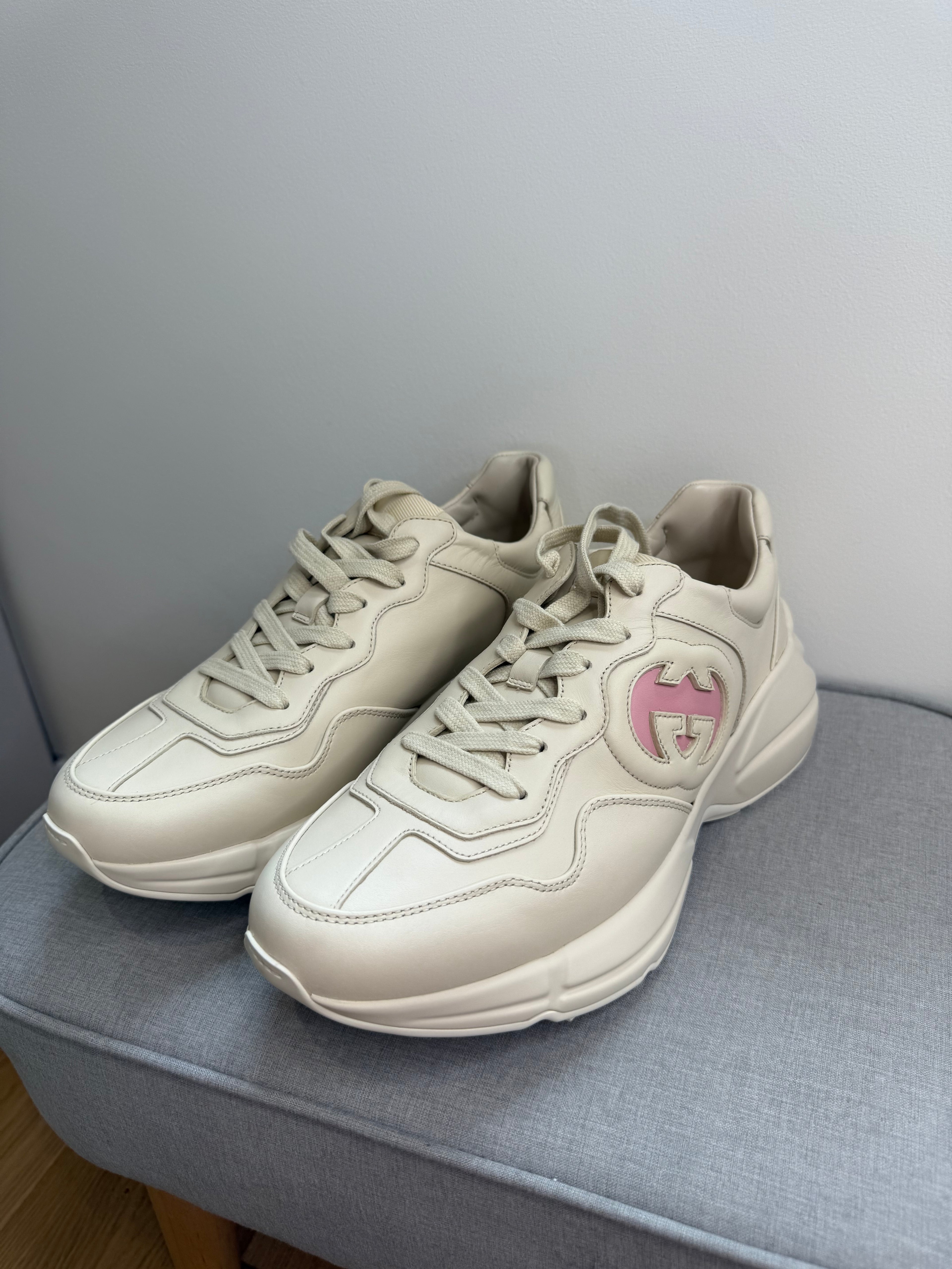 New Gucci Rhyton leather sneakers trainers in white