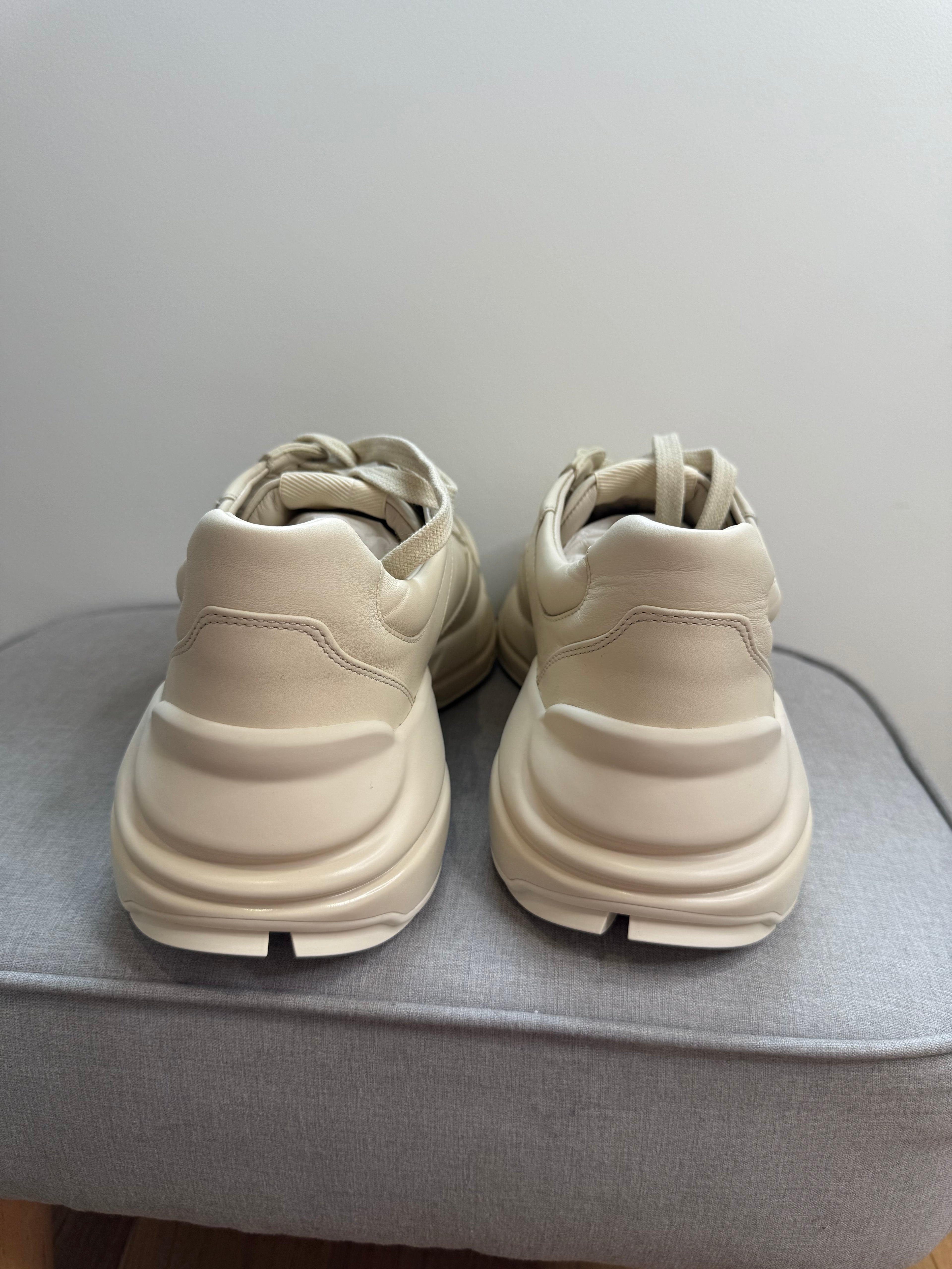 New Gucci Rhyton leather sneakers trainers in white