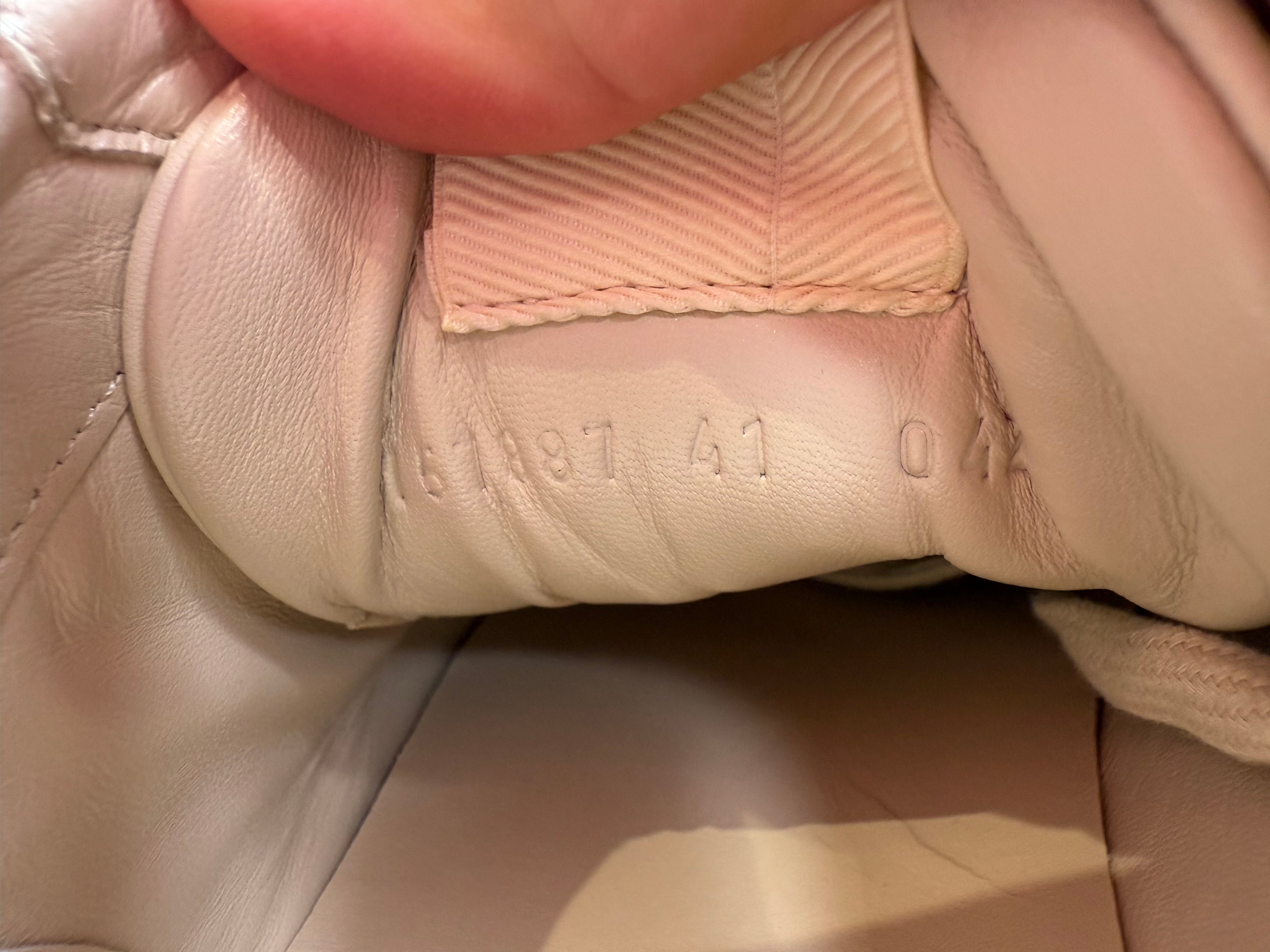 New Gucci Rhyton leather sneakers trainers in white