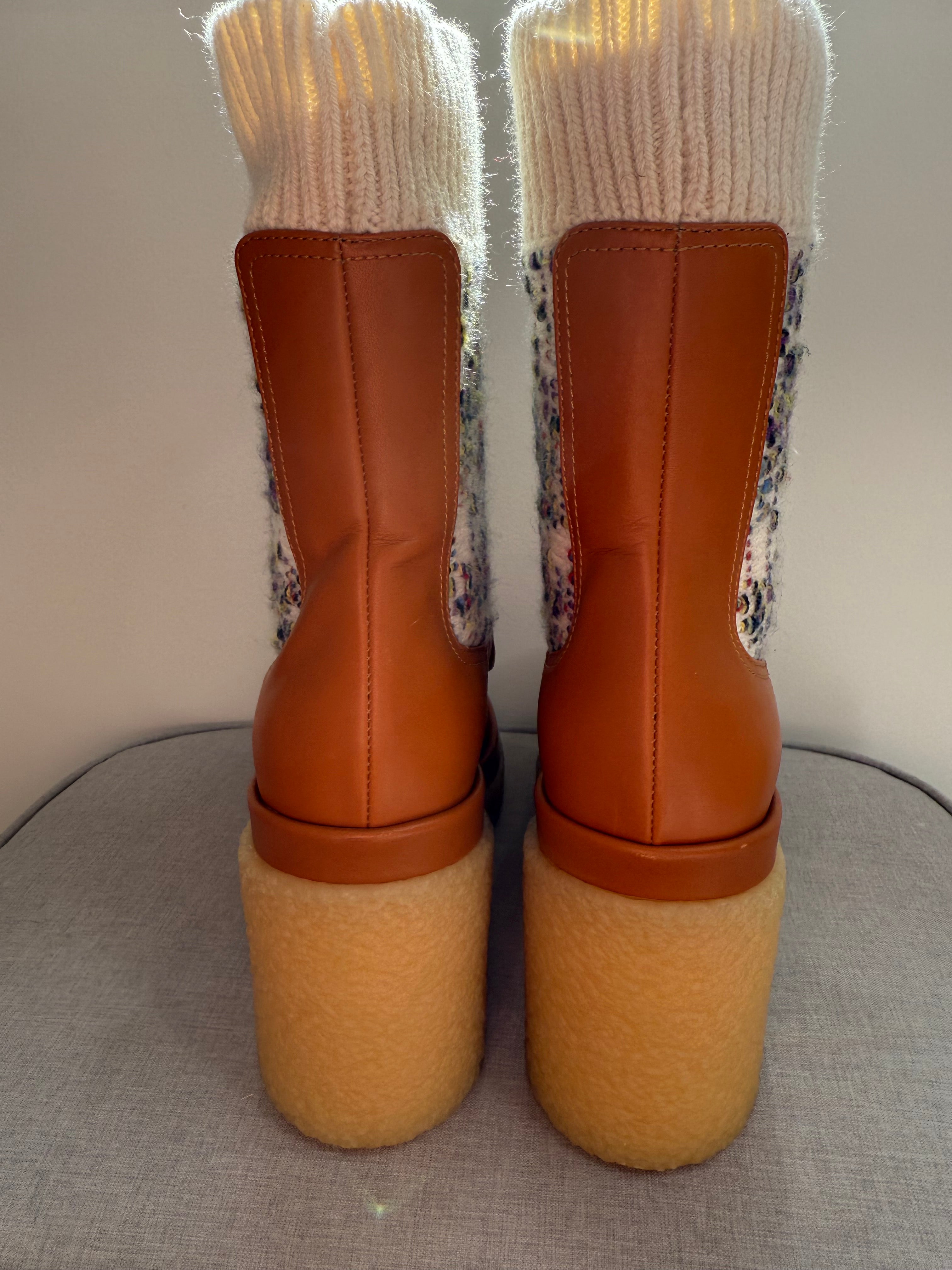 New Chloe Jamie Heeled Leather Cashmere Sock Boots in Tan