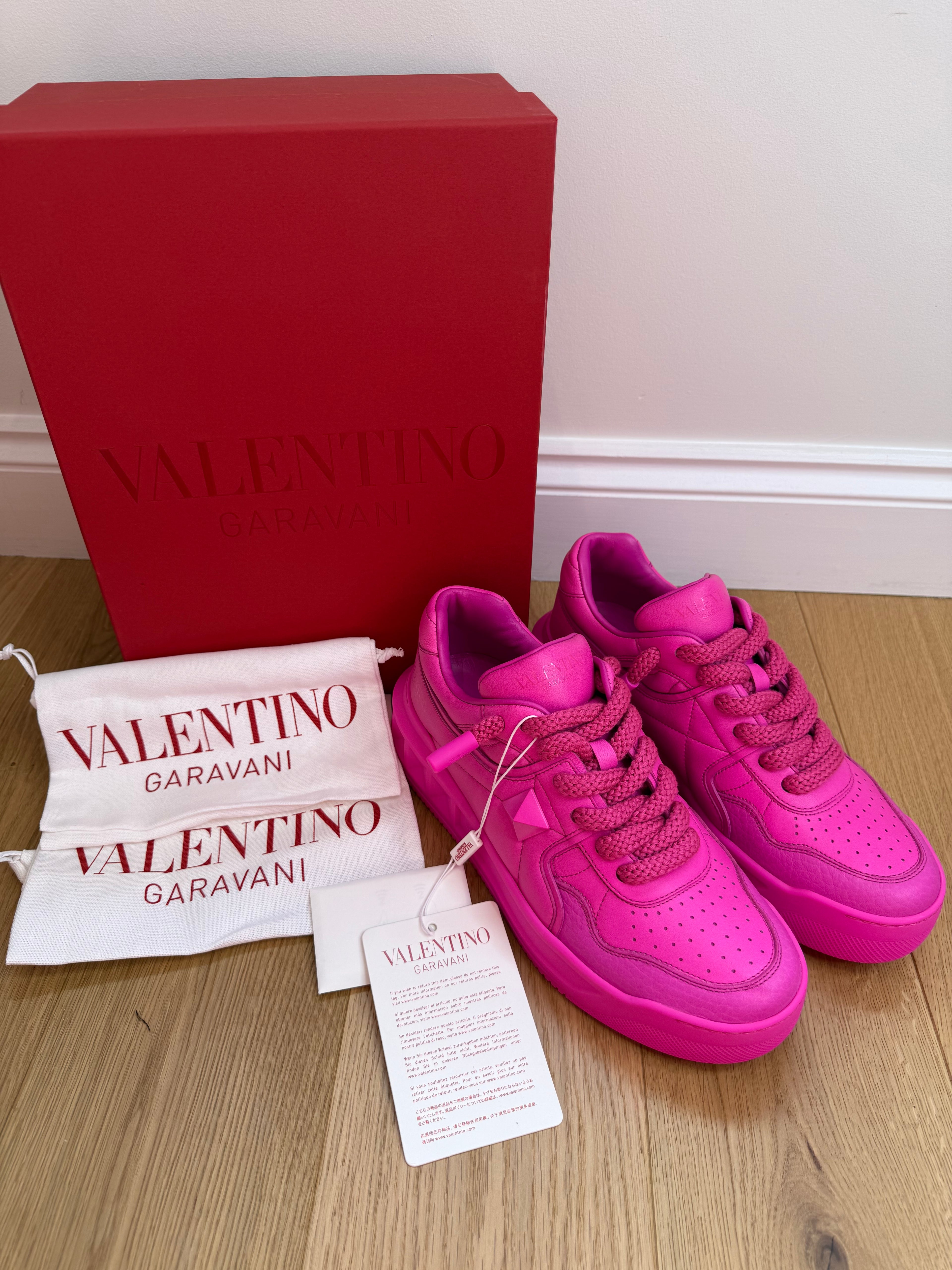 New Valentino Garavani One Stud XL Trainers in pink