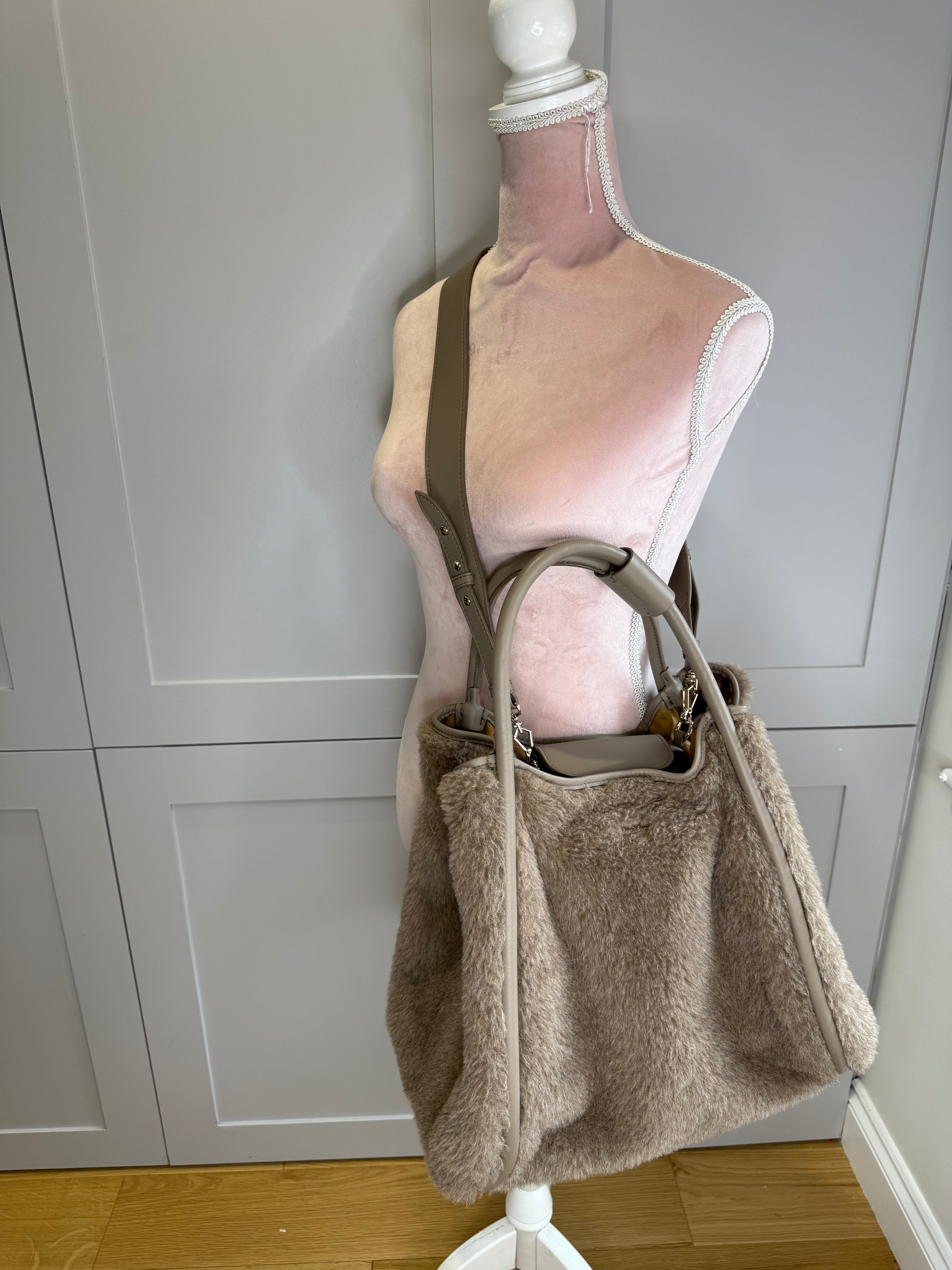New Max Mara Marine Teddy Bag - camel melange