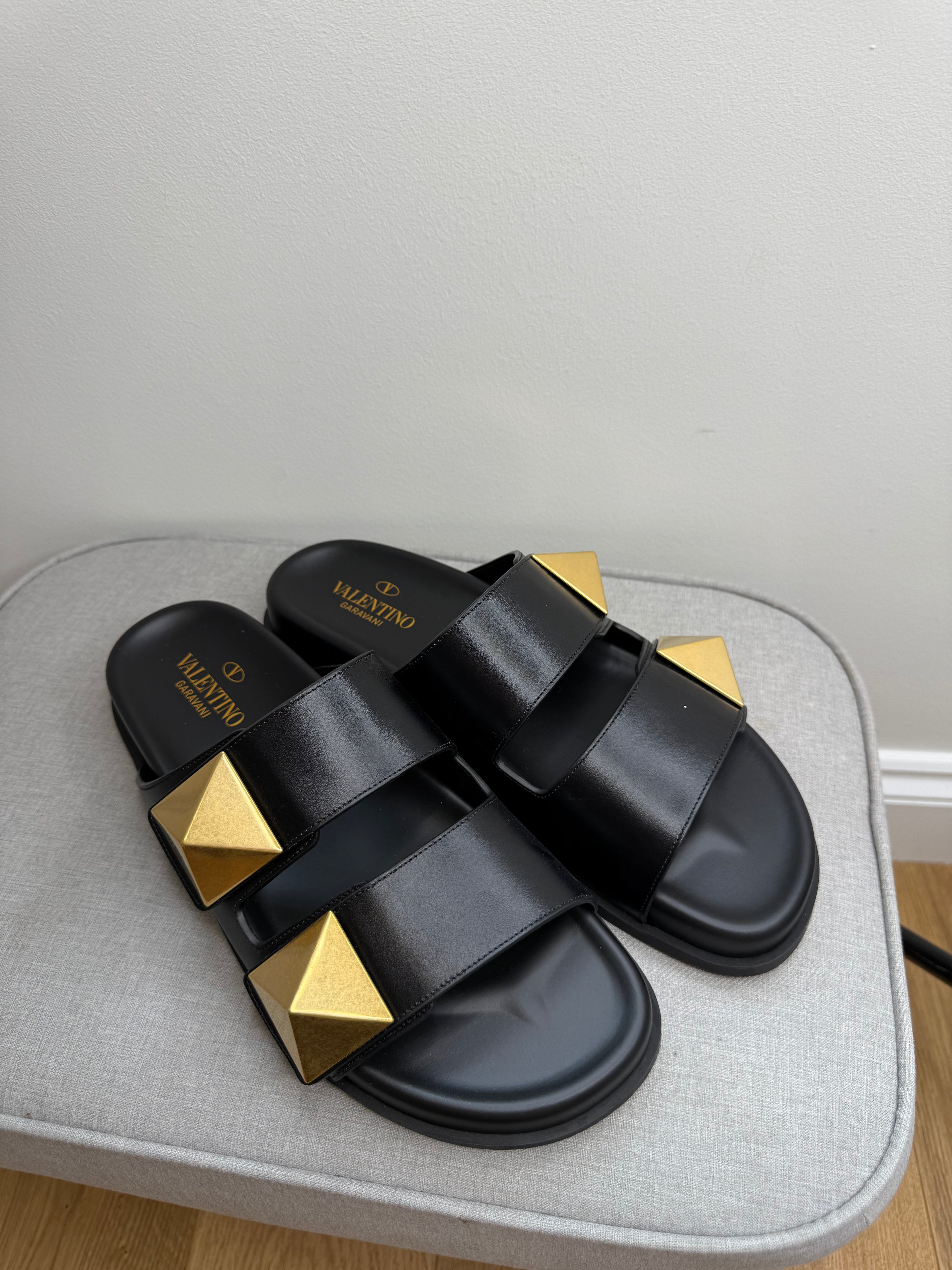 Valentino Garavani Roman Stud Leather Slides - Black (brand new in box)