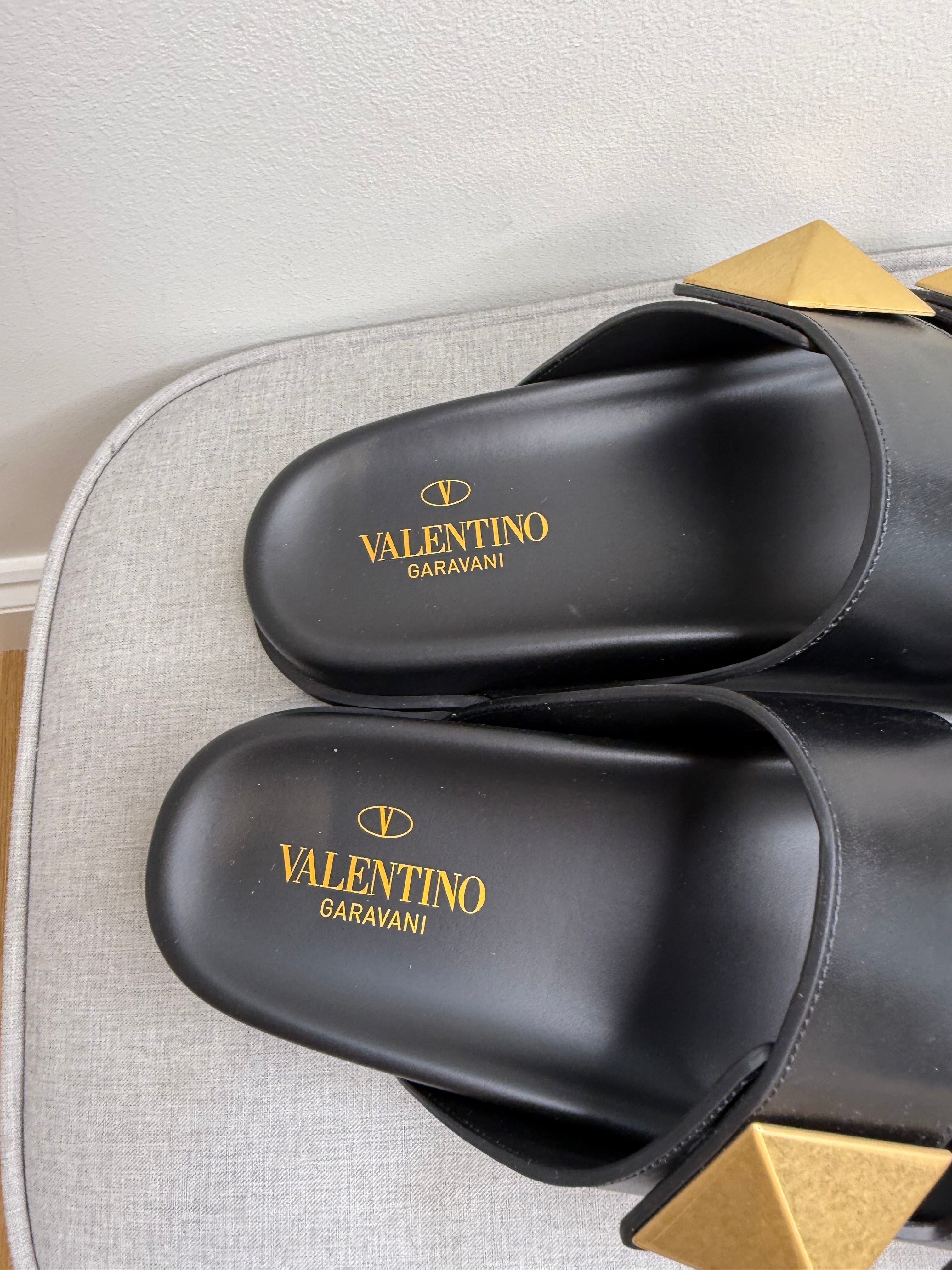 Valentino Garavani Roman Stud Leather Slides - Black (brand new in box)