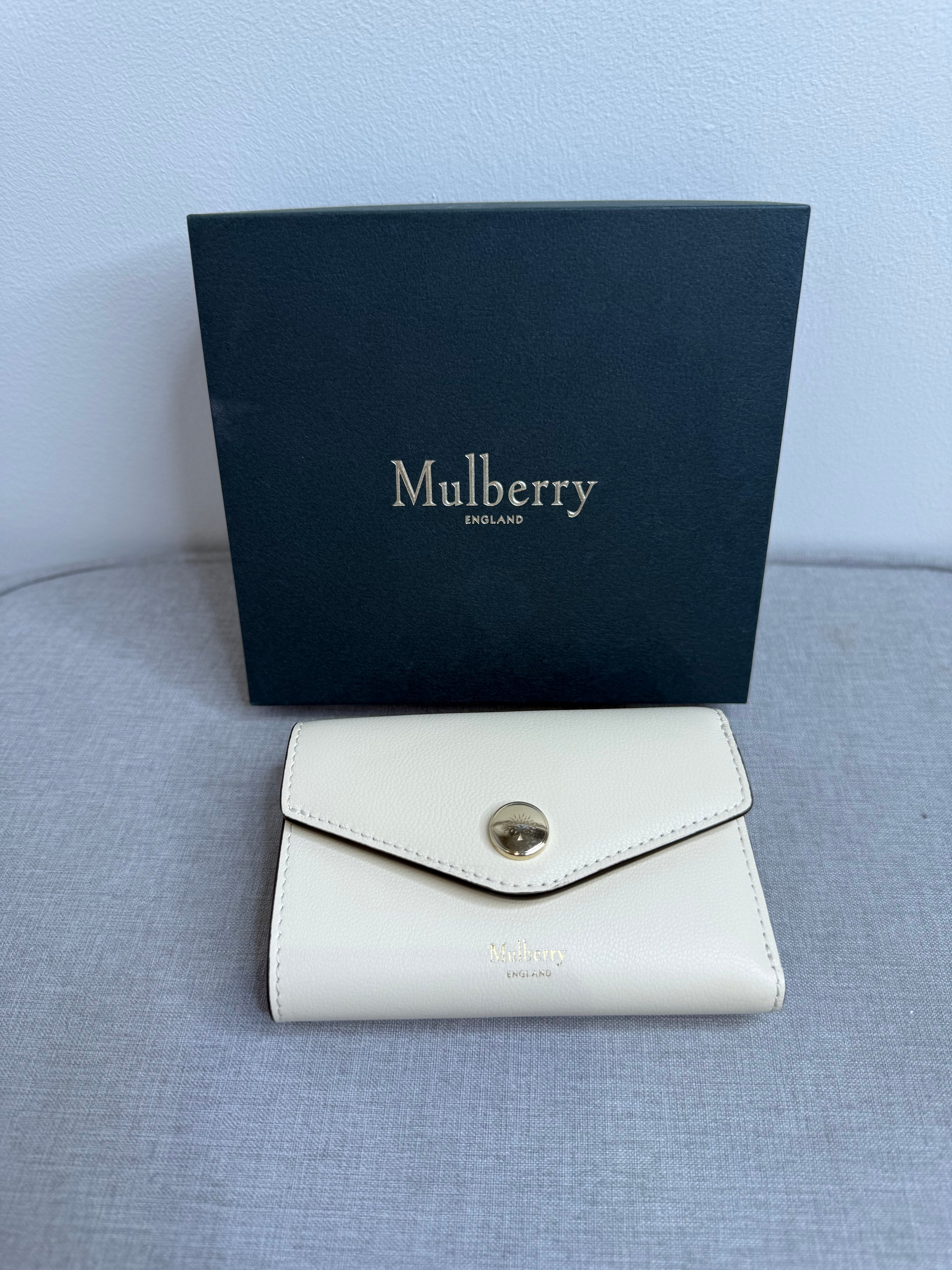 Mulberry folded multi-card wallet in eggshell (brand new with box)