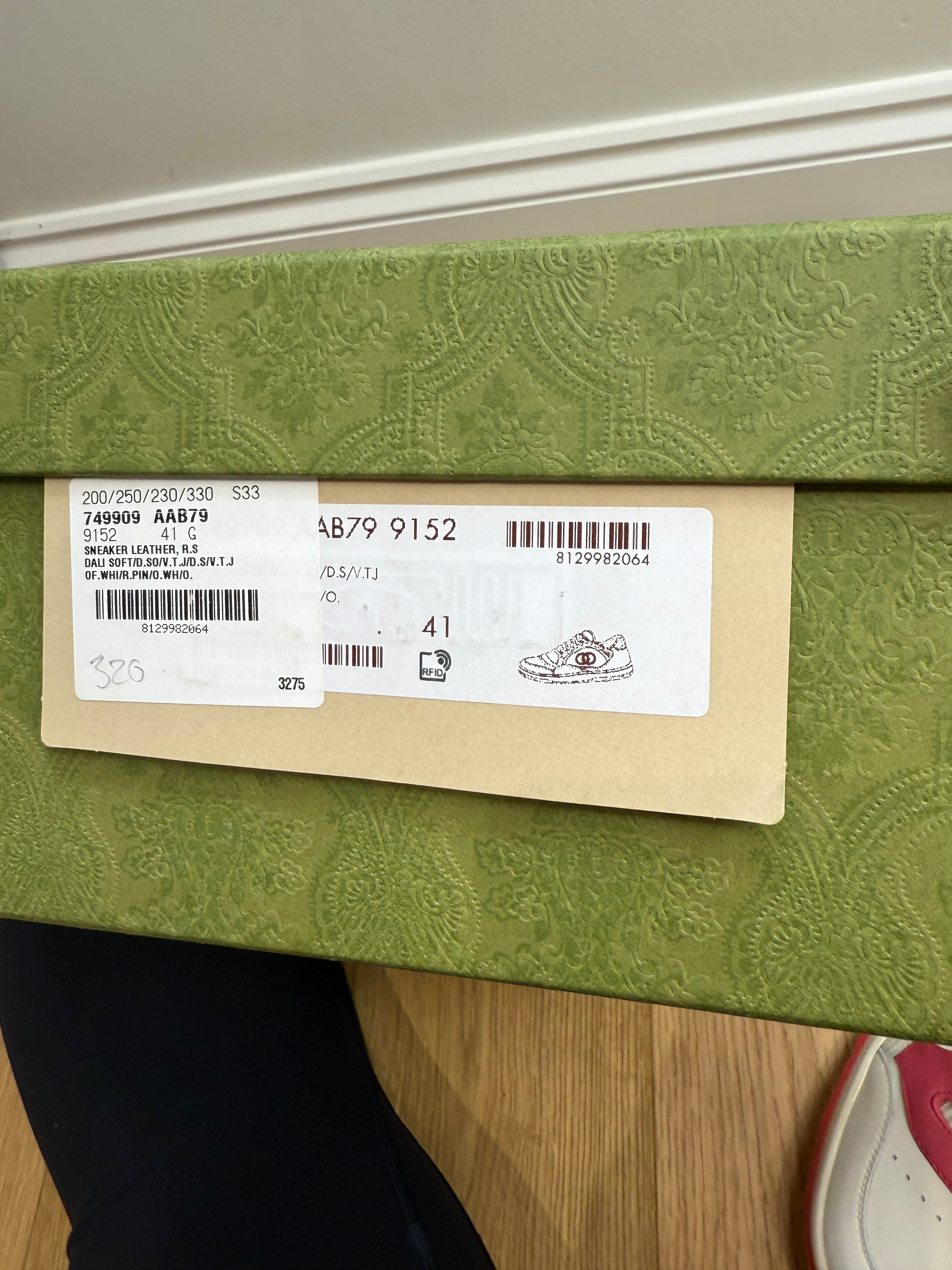 Gucci Mac80 Leather low top trainers new in box