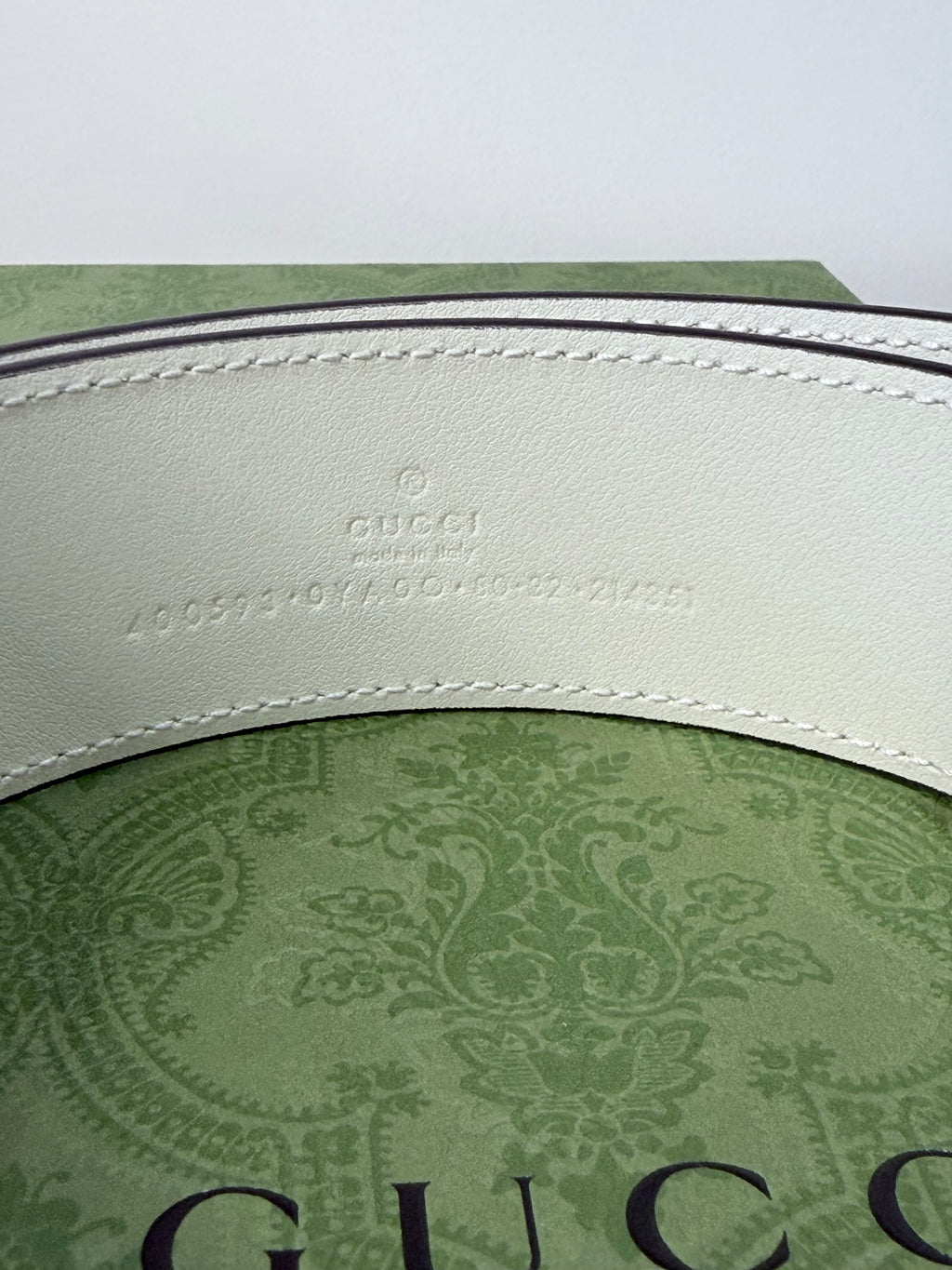Gucci Marmont Leather Belt – Ivory &amp; Shiny Gold-Tone – Size 80 – Brand New in Box