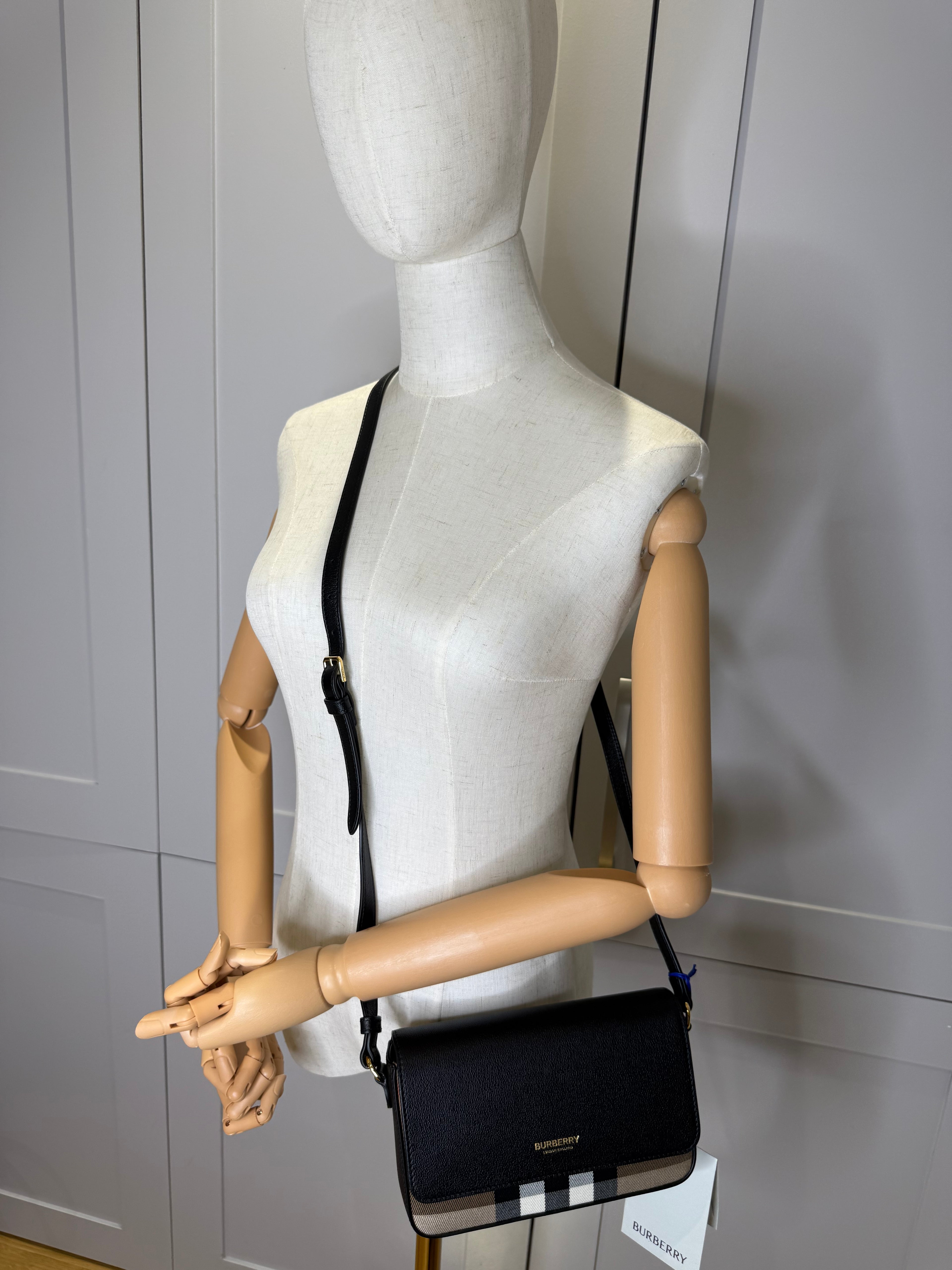 New Burberry New Hampshire House Check and Derby Black Leather Crossbody Bag