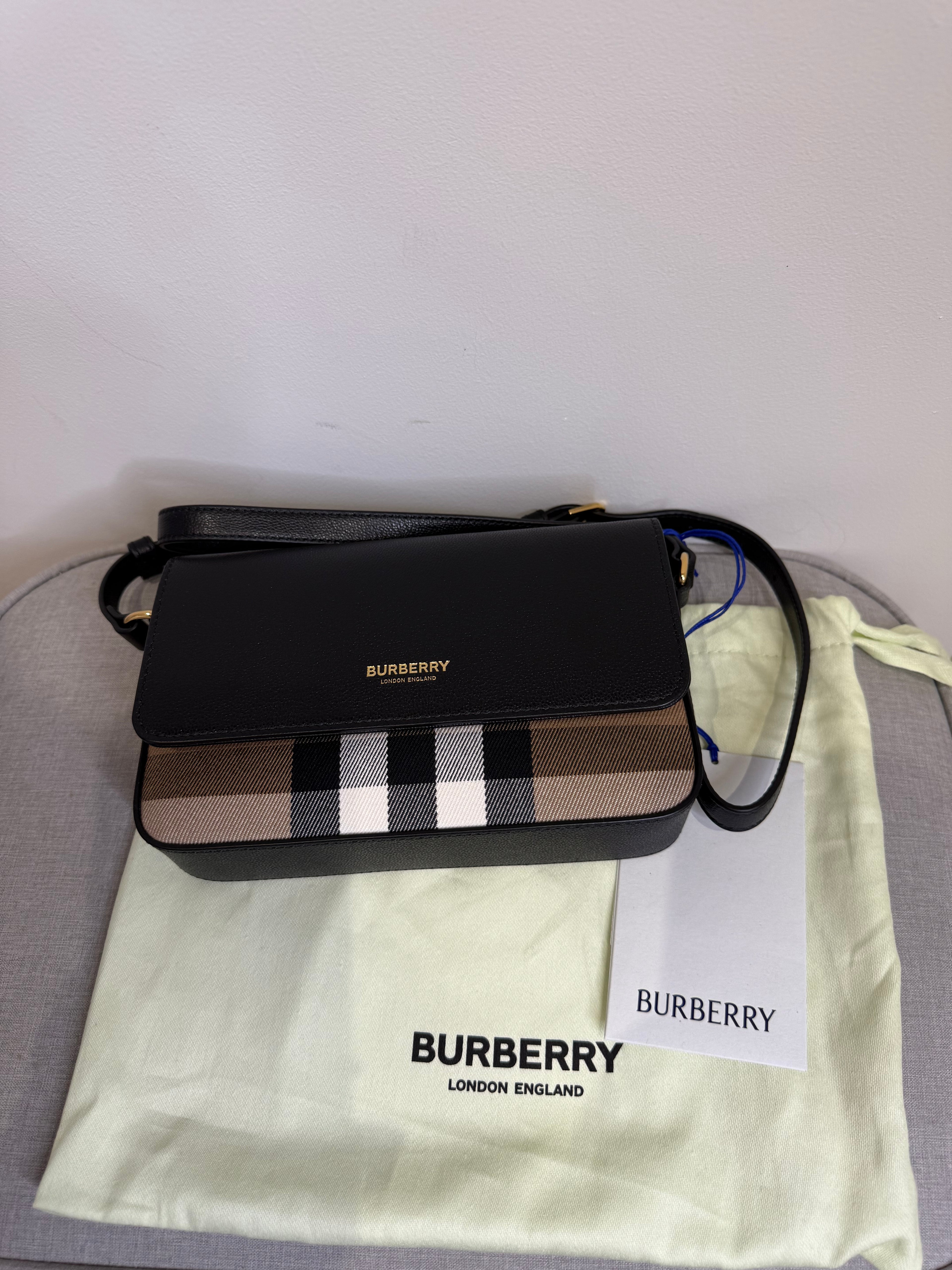 New Burberry New Hampshire House Check and Derby Black Leather Crossbody Bag