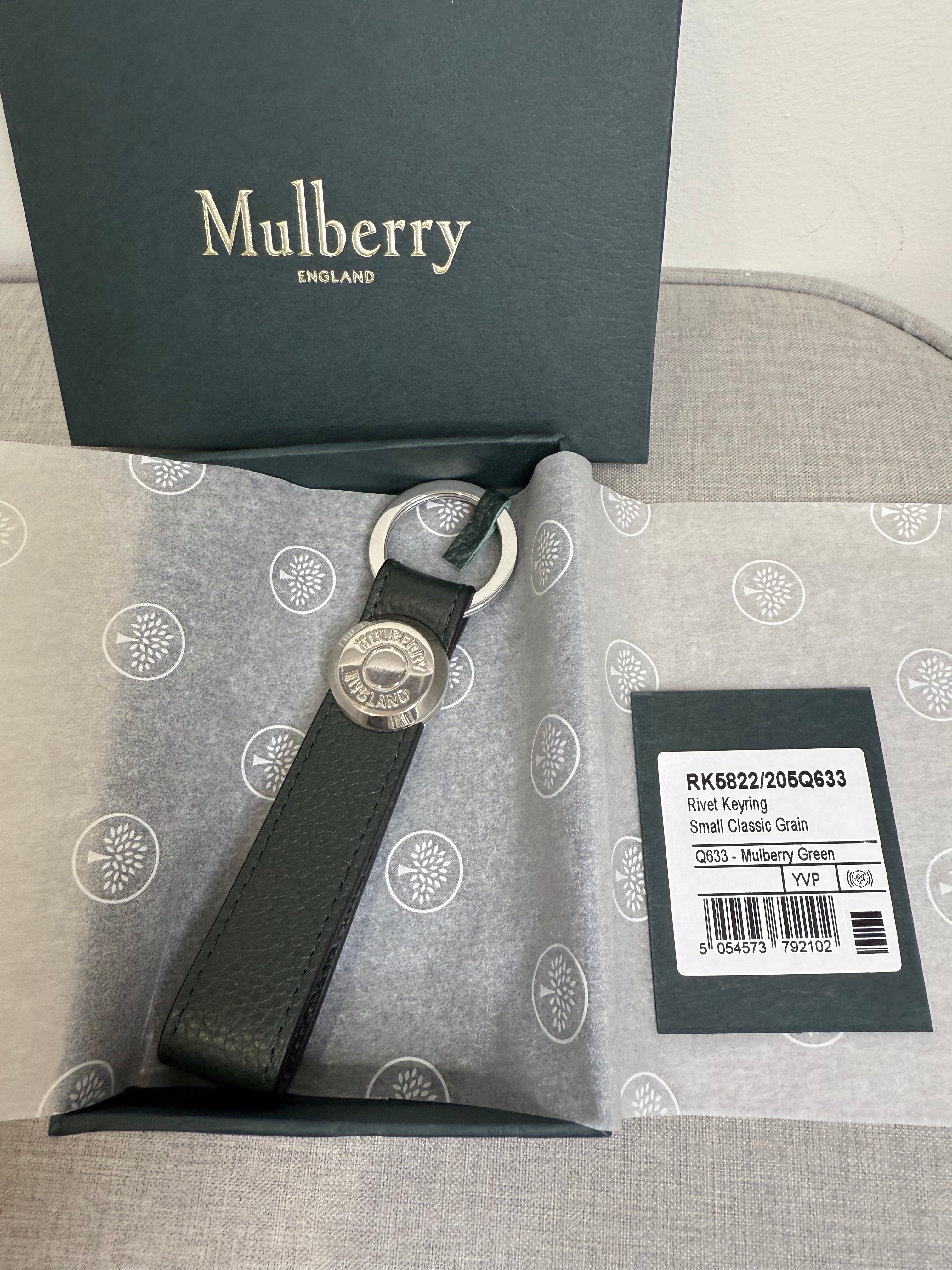 New Mulberry Rivet Keyring in Small Classic Grain Mulberry Green
