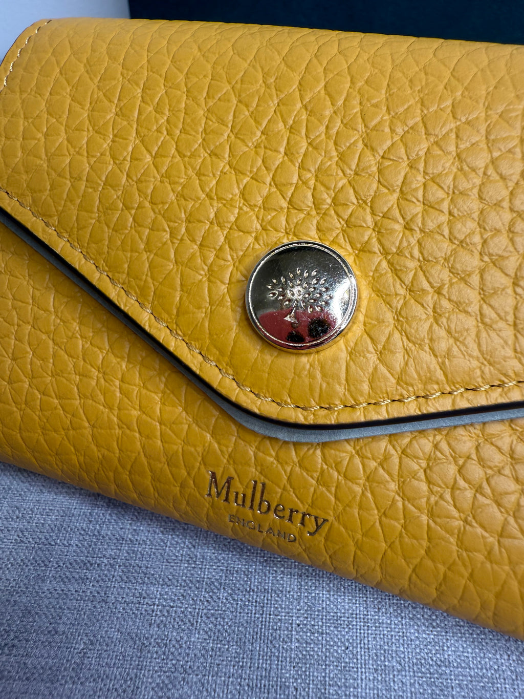 New Mulberry Folded Multi-Card Wallet in Heavy Grain Deep Amber