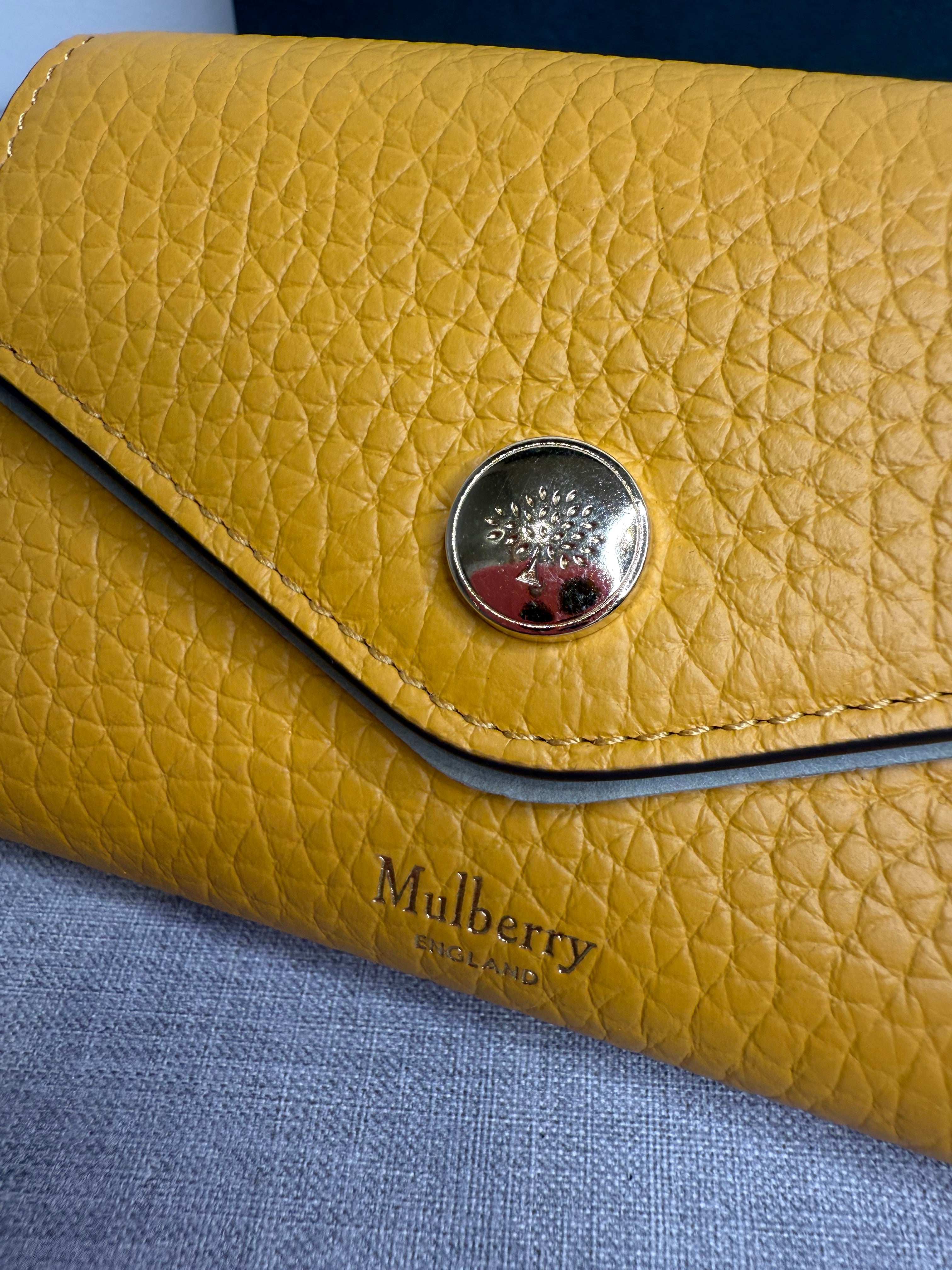 New Mulberry Folded Multi-Card Wallet in Heavy Grain Deep Amber