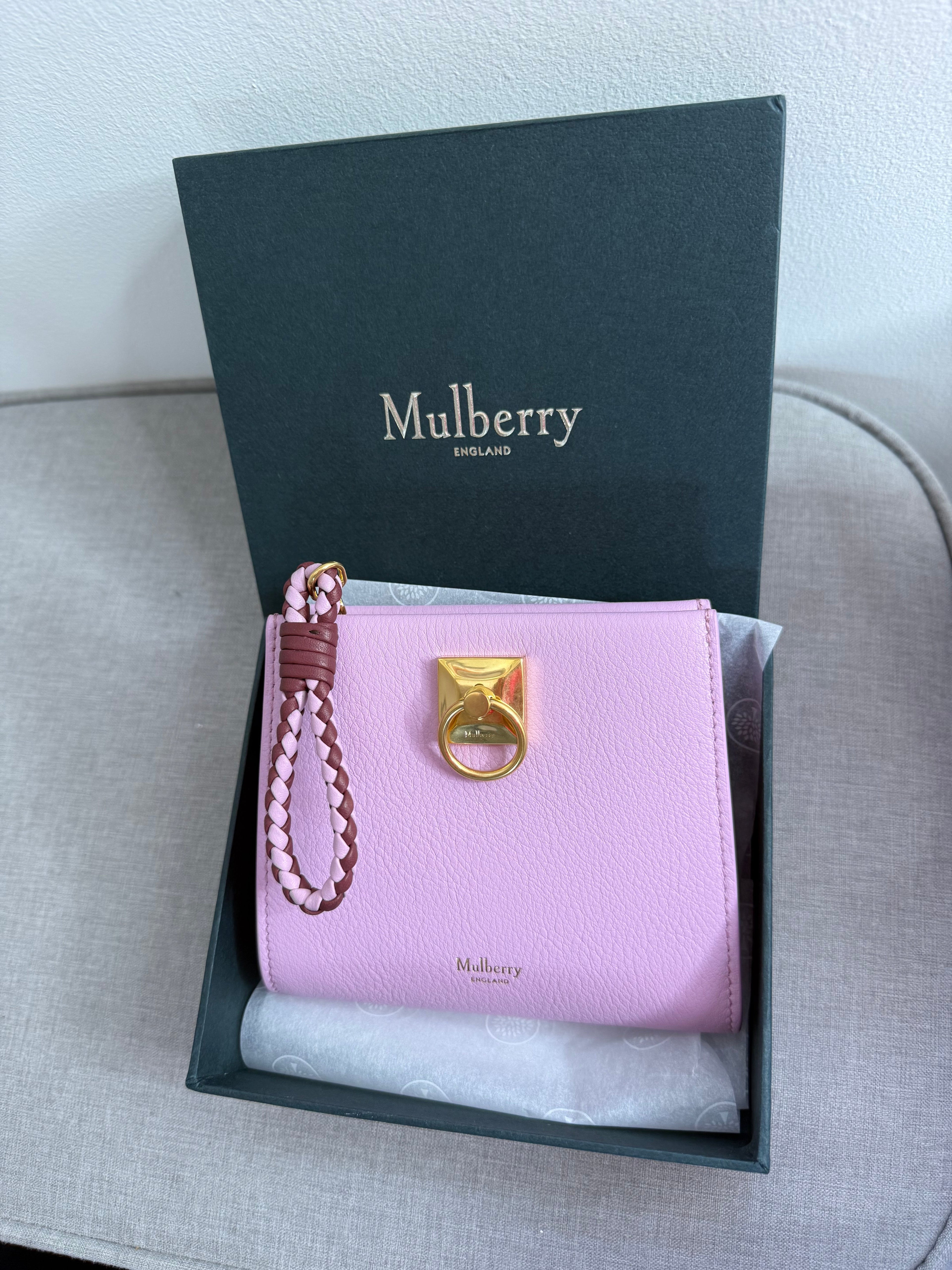 New Mulberry Iris Zip Around Coin Wallet in Lilac Blossom With Matching Zip Pull