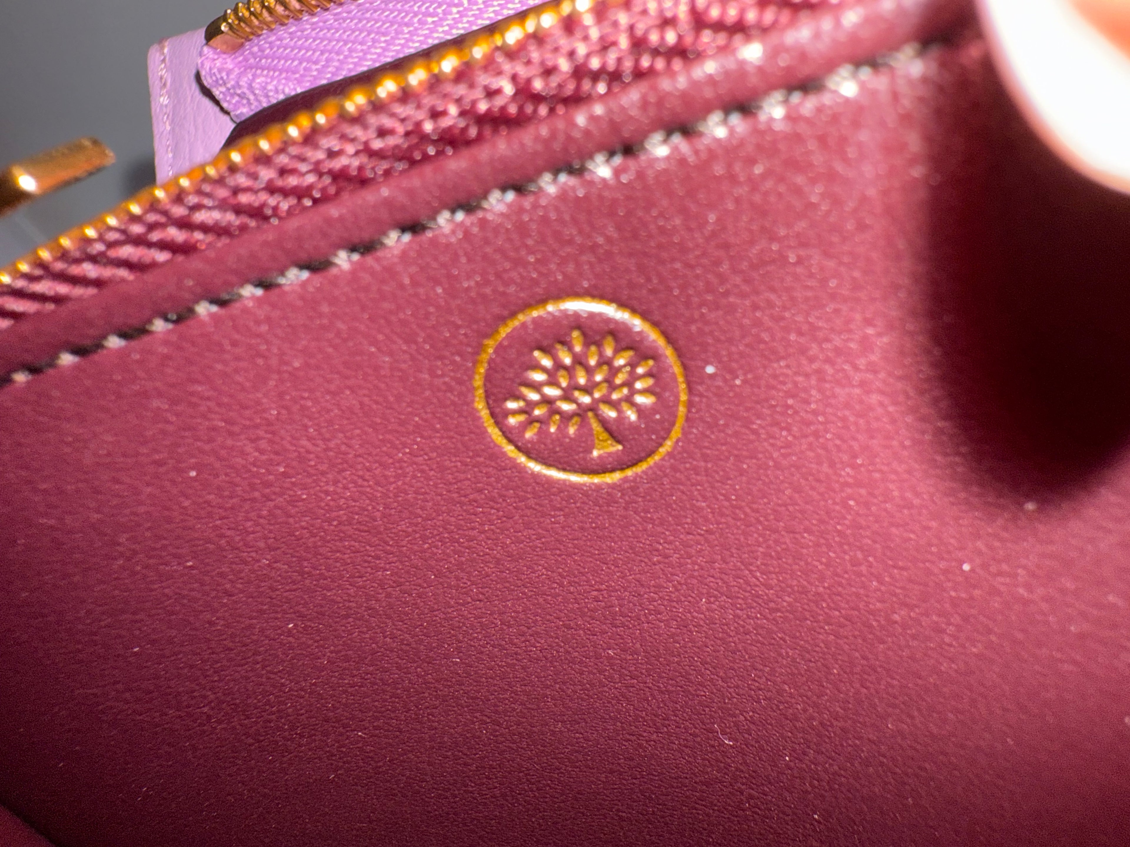 New Mulberry Iris Zip Around Coin Wallet in Lilac Blossom With Matching Zip Pull