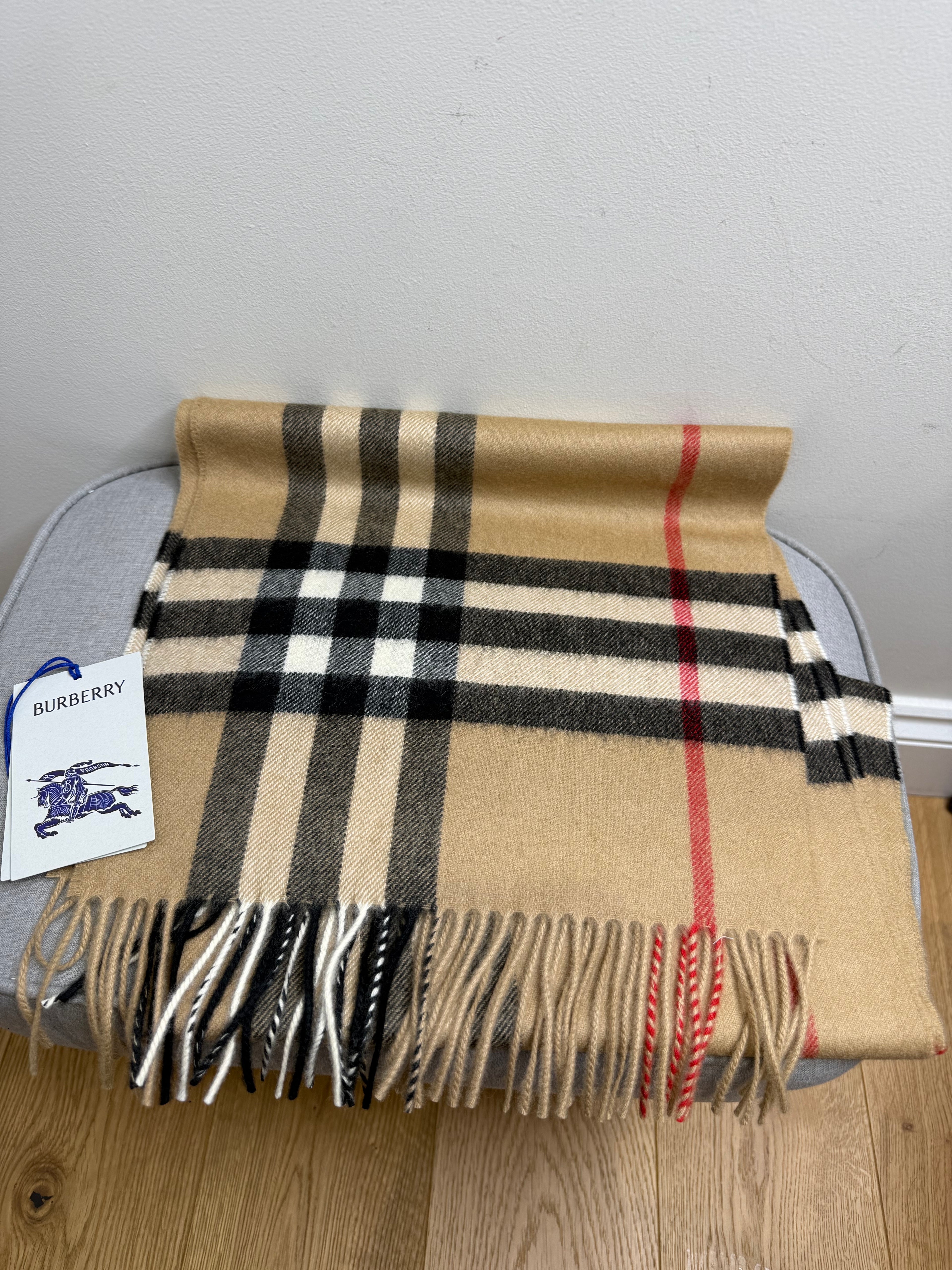 New With Tags Burberry Classic Check Cashmere Scarf - Beige close up