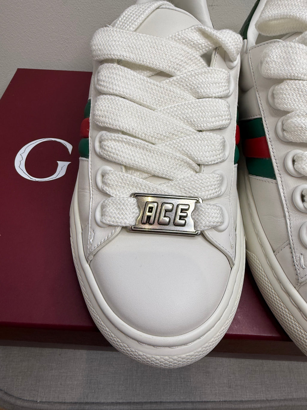 Authenticity detail of Gucci Ace women’s white leather trainers size EU 38