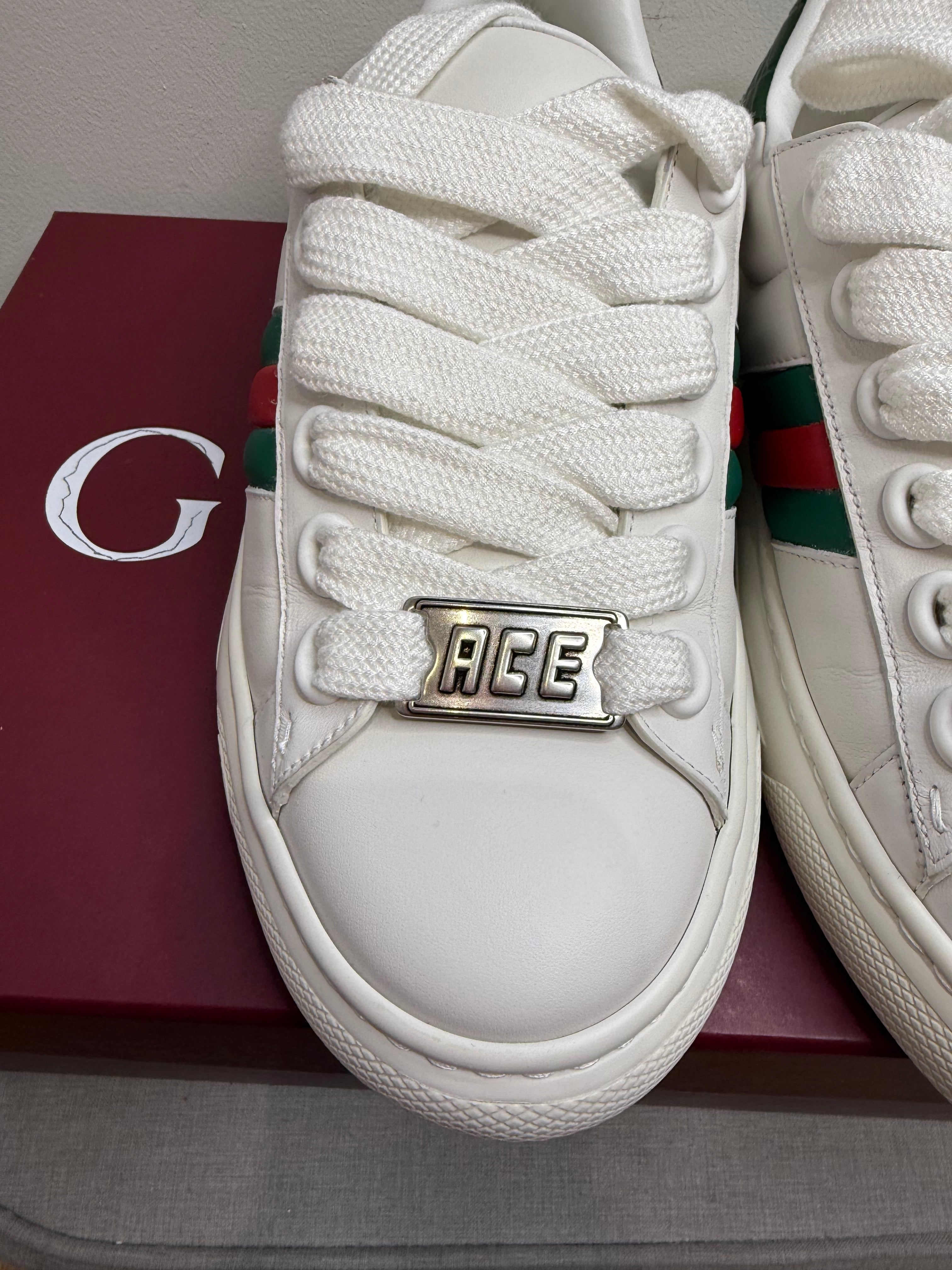 Authenticity detail of Gucci Ace women’s white leather trainers size EU 38