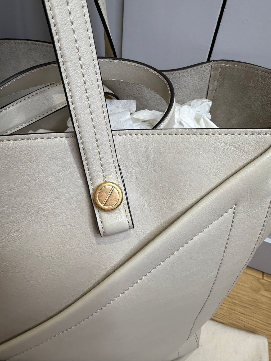 Mulberry M Zipped Tote bag in chalk shown with original dustbag